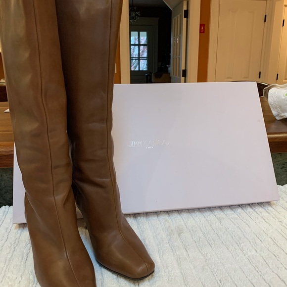 High end shoes.  Size 8’s. Perfect condition. - Picture 7 of 16